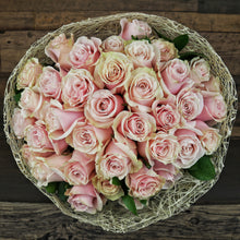 Load image into Gallery viewer, Pink Mondial Roses
